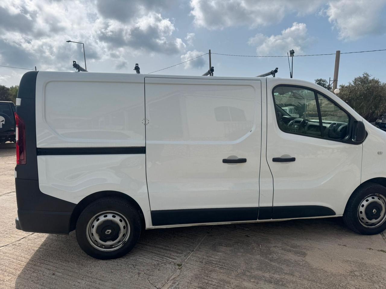 Renault trafic