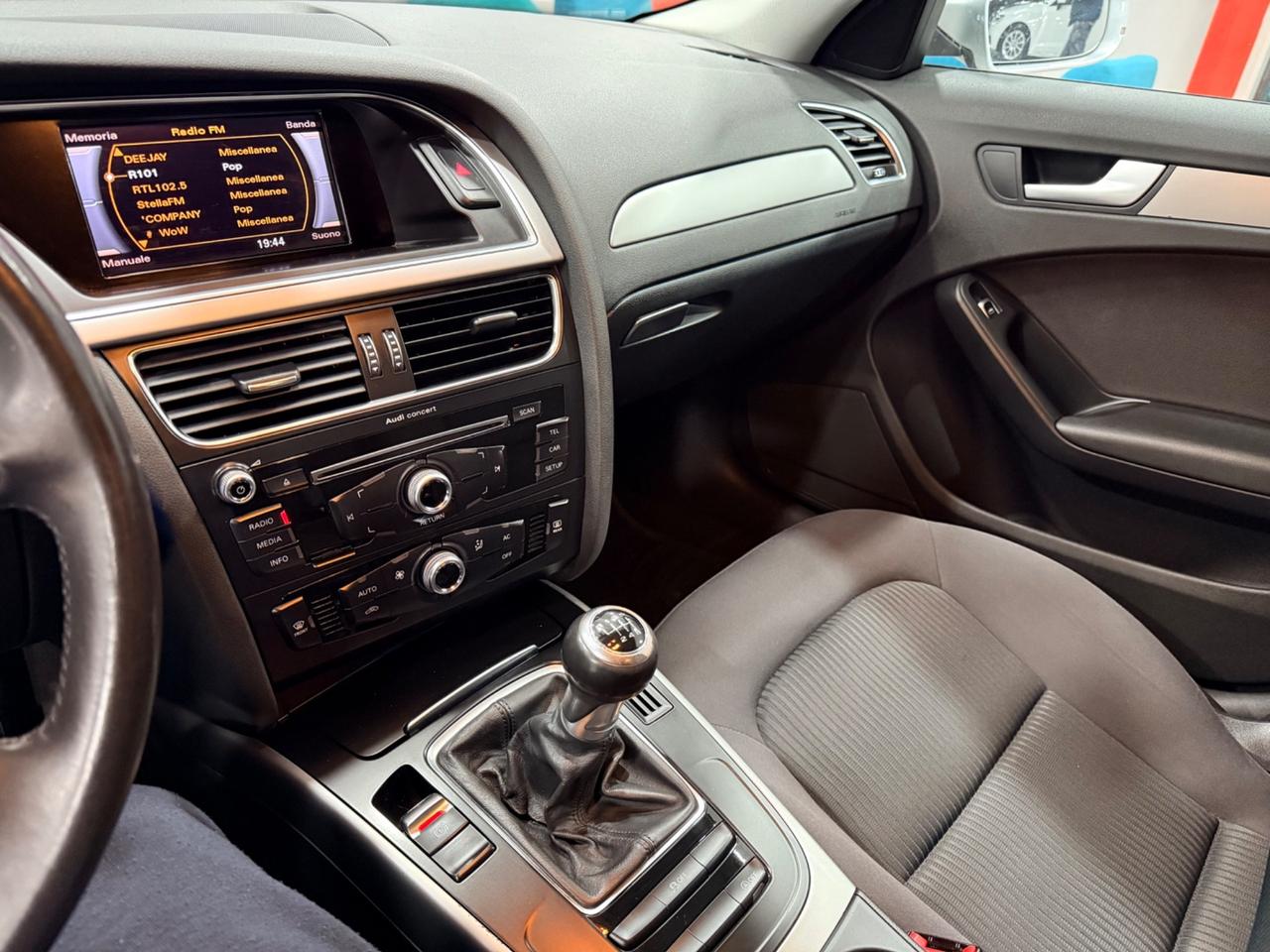 Audi A4 Avant 2.0 TDI 143CV BUSINESS PLUS