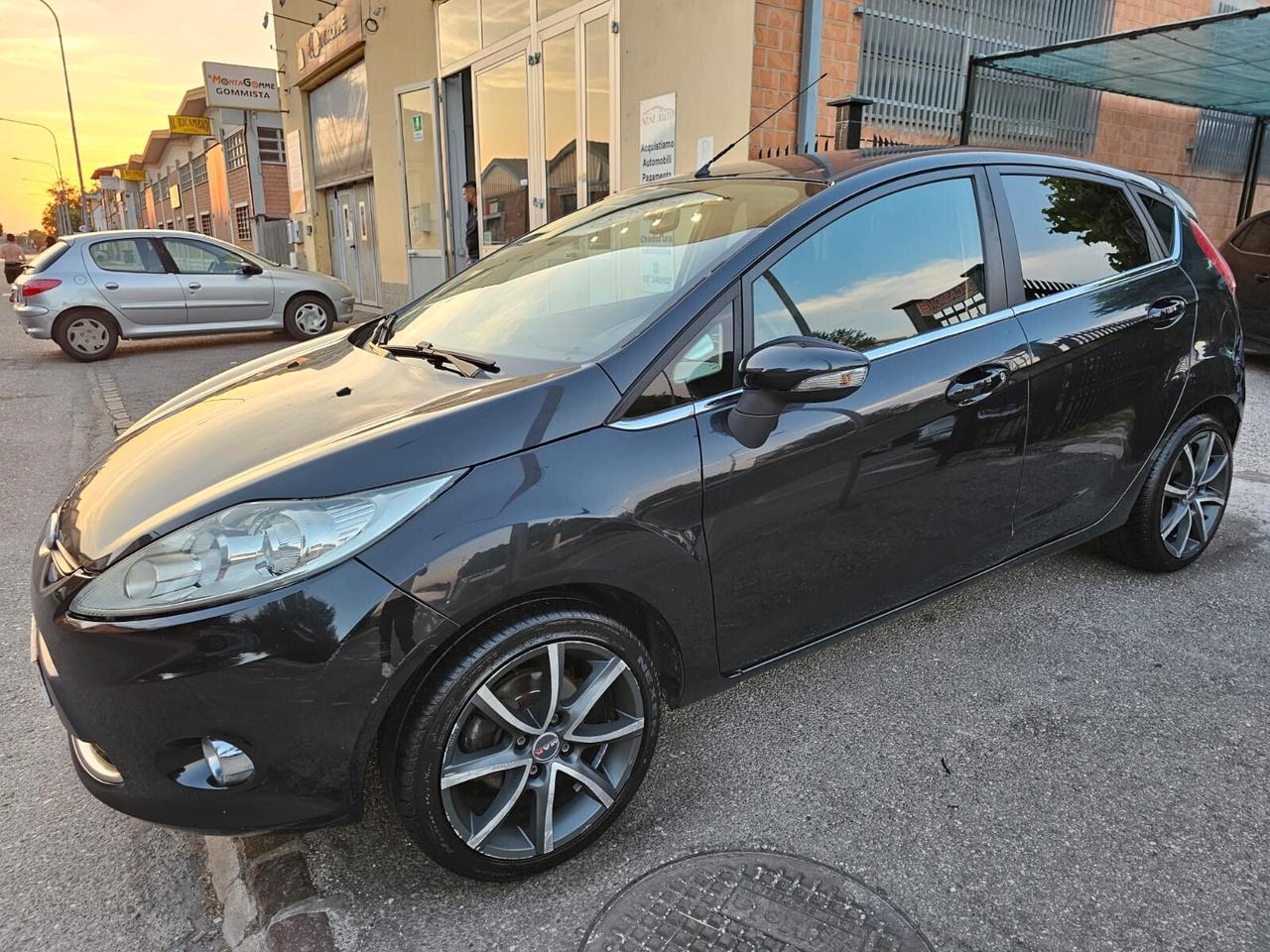 Ford Fiesta 1.2 82cv Titanium*Clima*Cerchi*Neopatentati