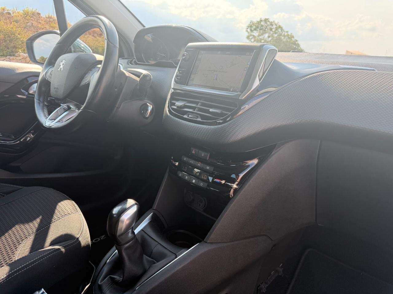 Peugeot 208 1.6 BlueHDi 100cv 5 porte Allure