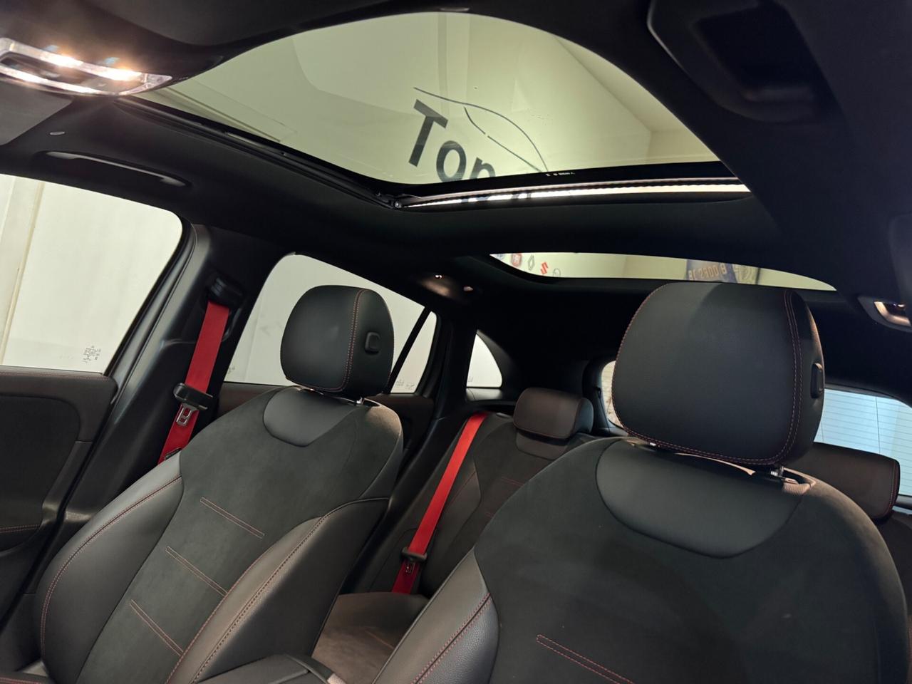 MERCEDES-BENZ GLA 35 AMG 4MATIC RACE EDITION