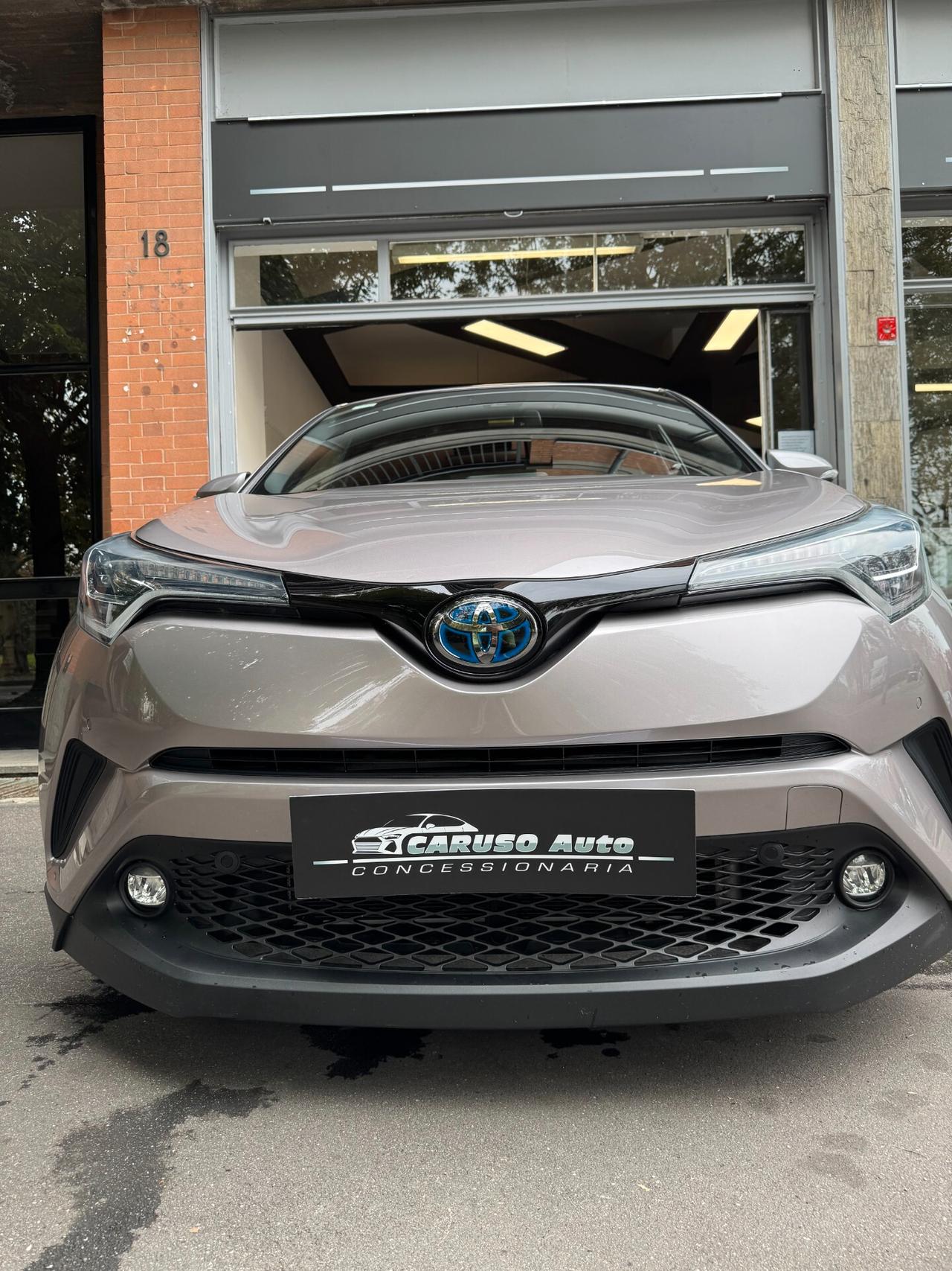 Toyota C-HR 1.8 Hybrid E-CVT Lounge