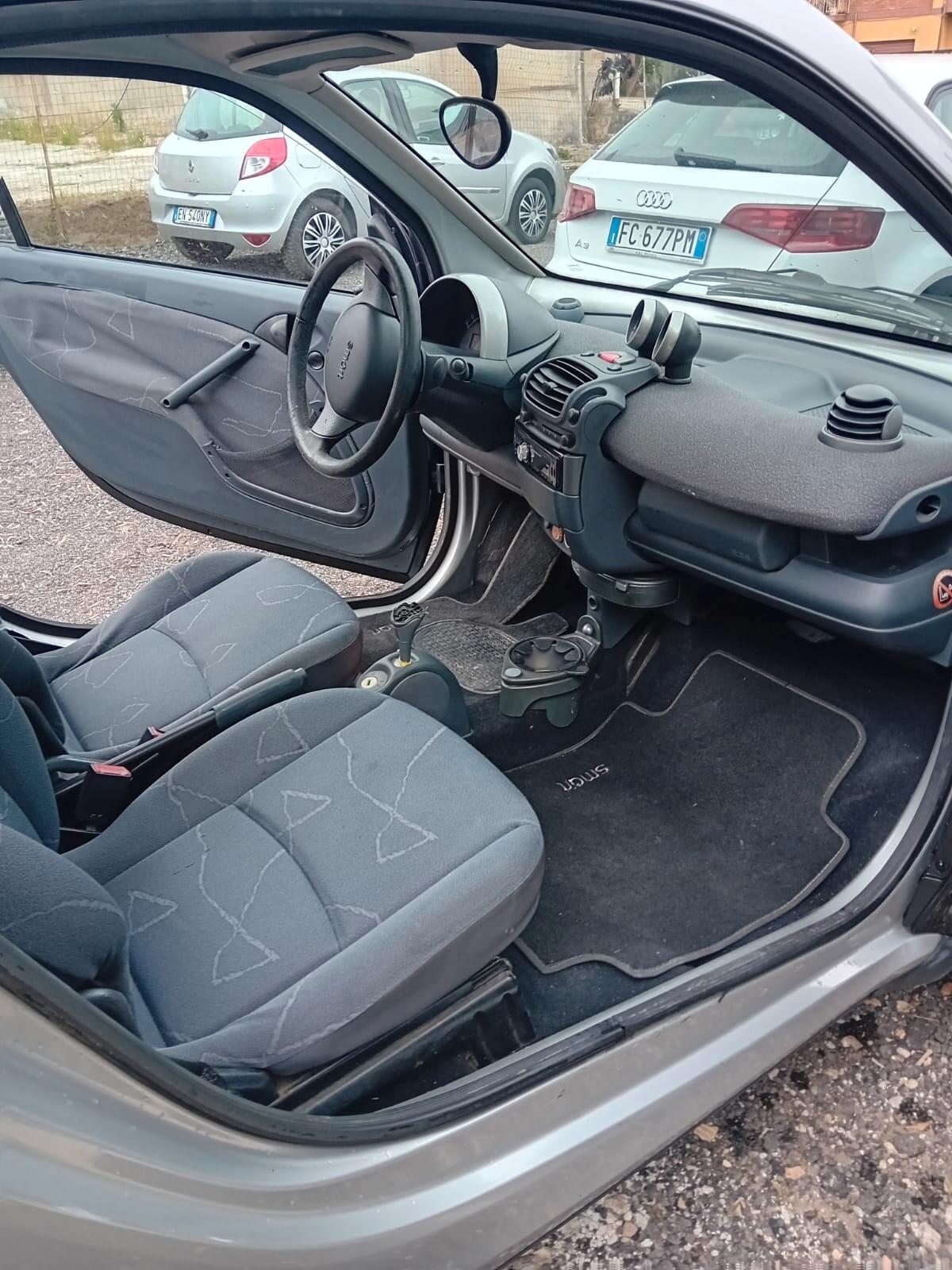 Smart ForTwo 700 coupé pure (45 kW)