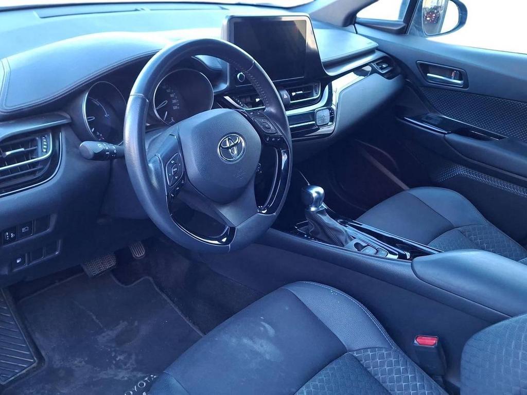 Toyota C-HR 1.8 Hybrid Trend E-CVT