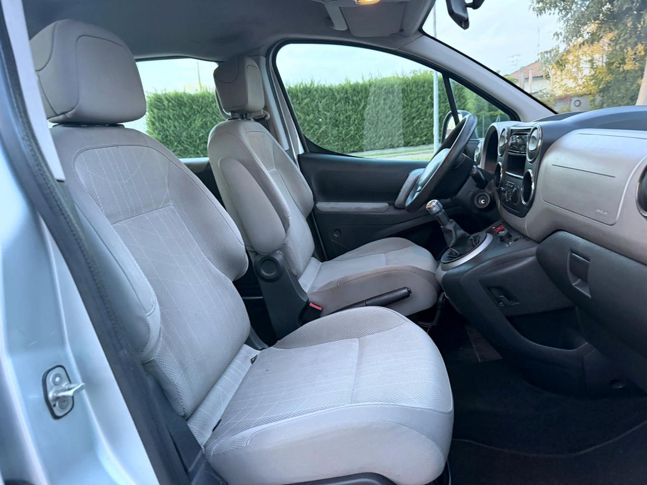 PEUGEOT PARTNER TEPEE 1.6 HDi 90CV FULL SPAZIOSA