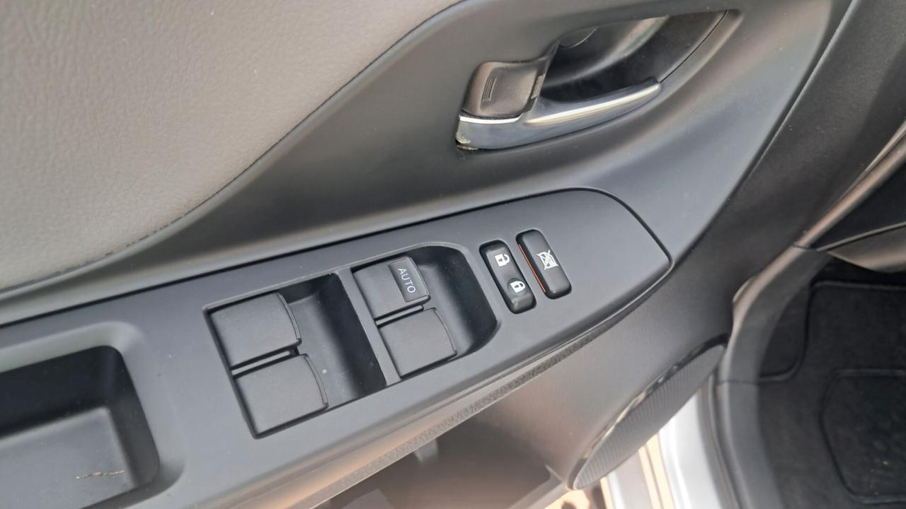 Toyota Yaris 1.5 Hybrid 5 porte Business