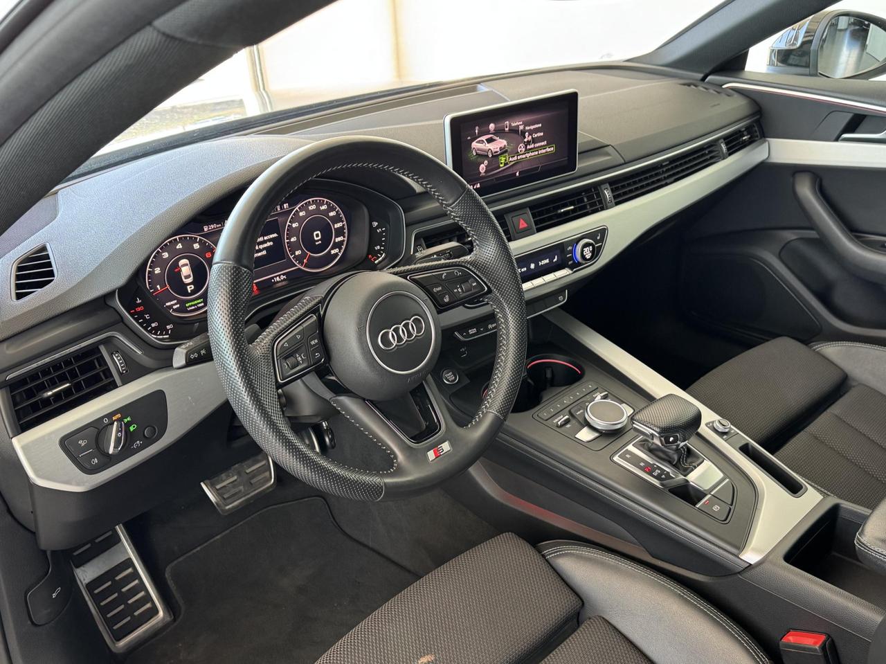 Audi A5 Sportback 40 2.0 tfsi mhev Sport Design 190cv s-tronic S-Line SLINE