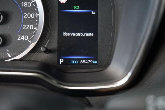 TOYOTA Corolla 1.8 Hybrid Business