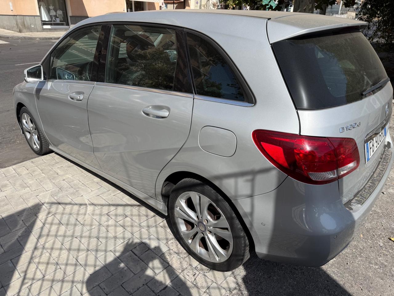 Mercedes-benz B 180 d Automatic Sport