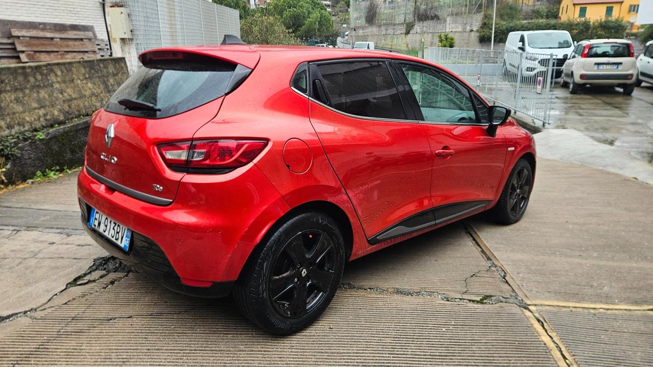 Renault Clio 0.9 TCe 12V 90CV 5 porte Costume National