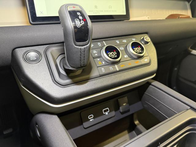 LAND ROVER Defender 90 3.0D I6 200 CV AWD Auto X-Dynamic SE / Sosp.
