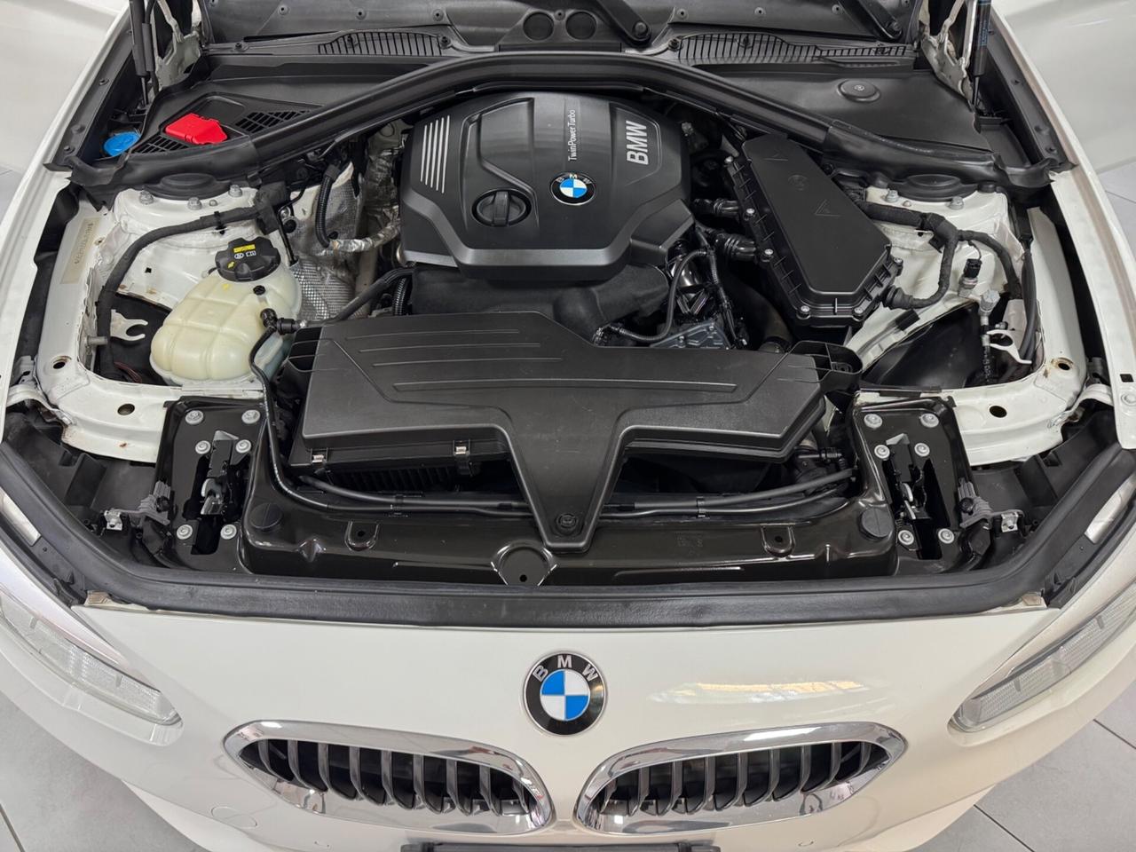 Bmw 116 116d 5p. Msport