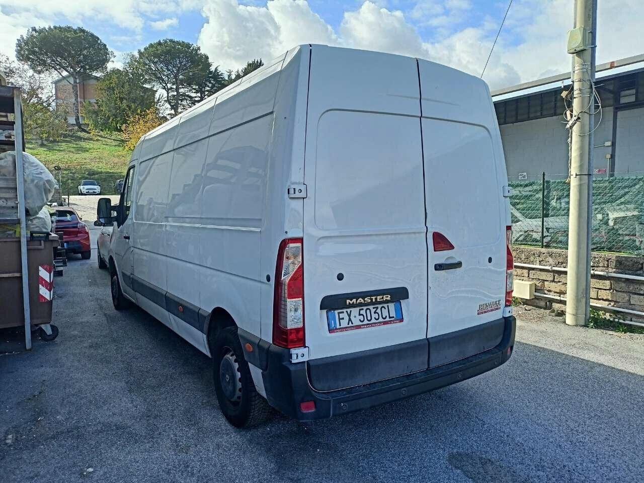 Renault Master T35 2.3 dCi 130 PL-TM NETTO