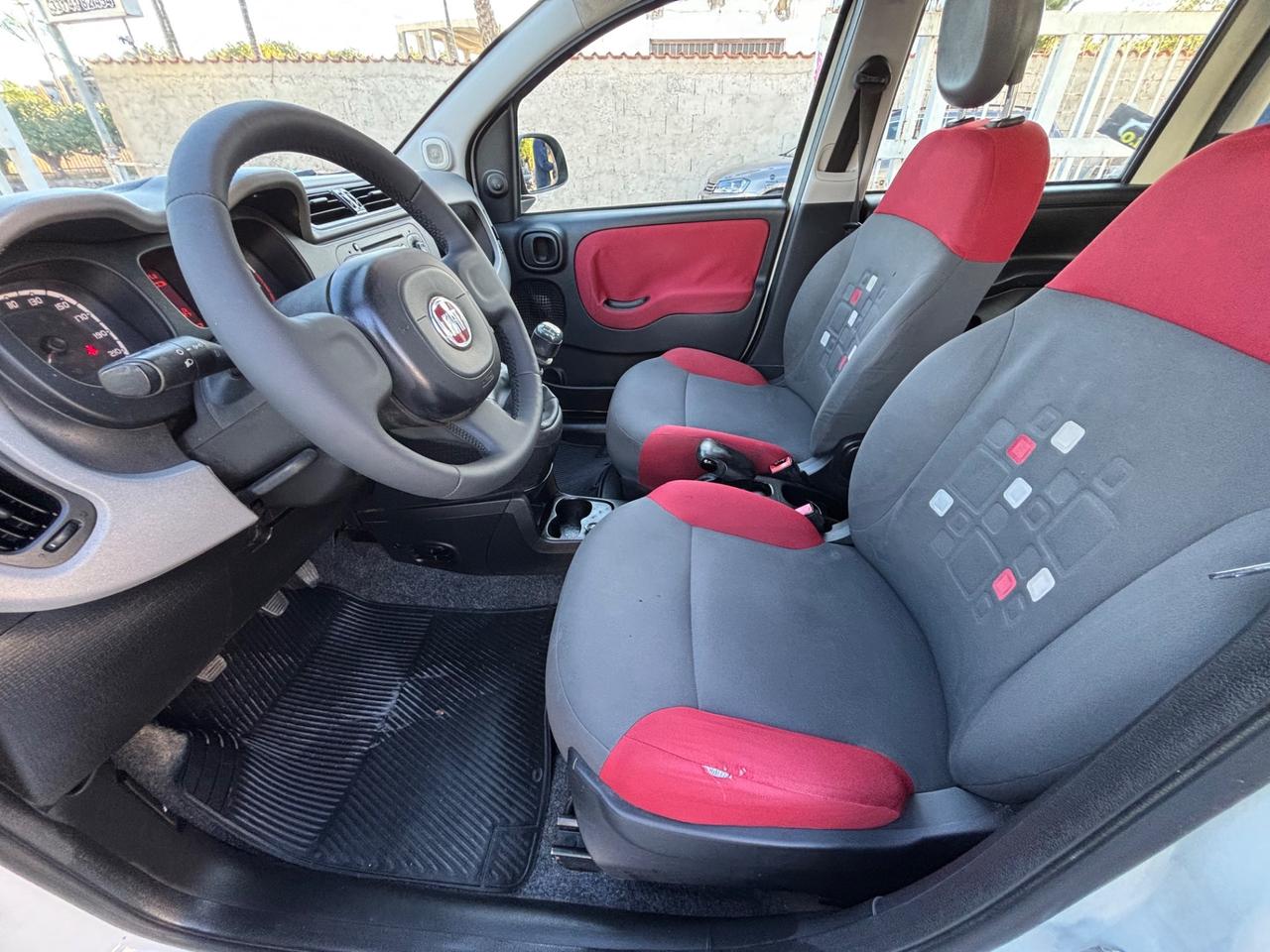 FIAT PANDA 1.2 BENZINA LOUNGE