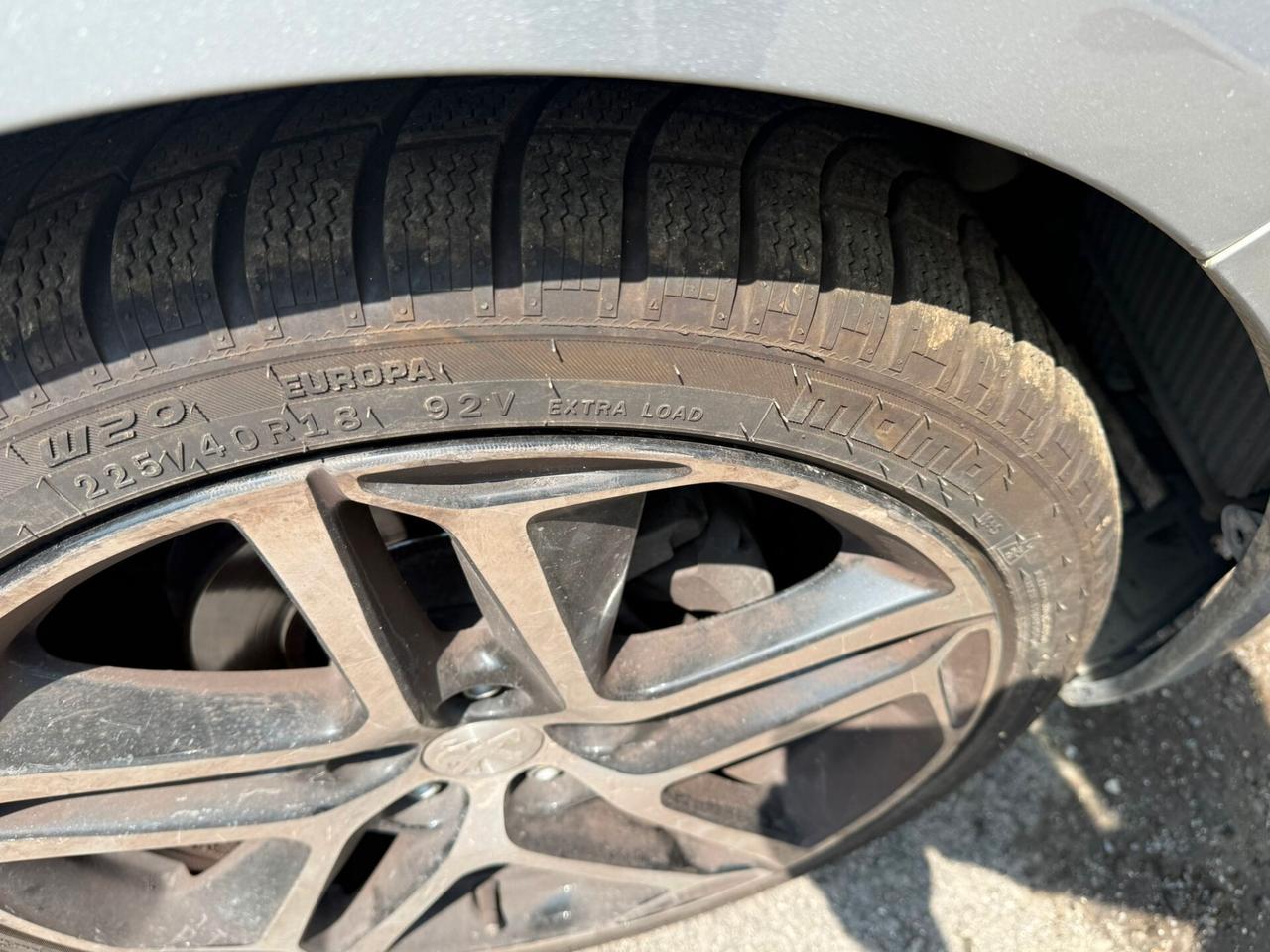 Peugeot 308 S.W. 1.5 Hdi Testata rotta