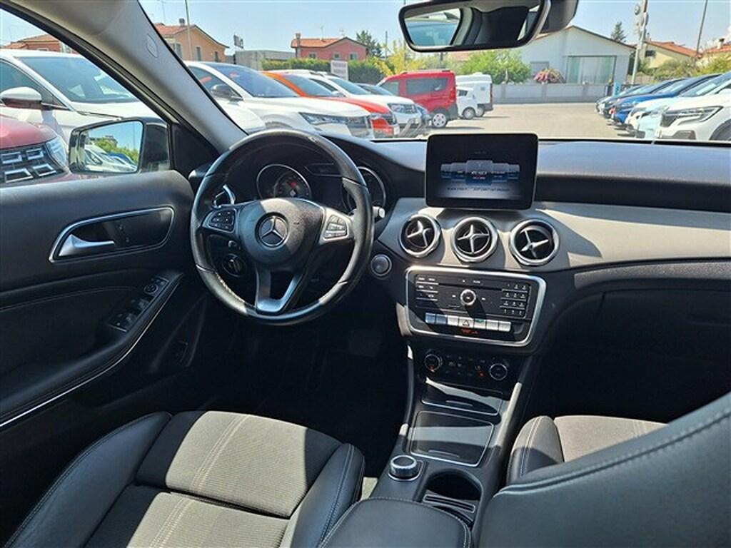 Mercedes GLA 200 200 D Premium 4Matic 7G-DCT