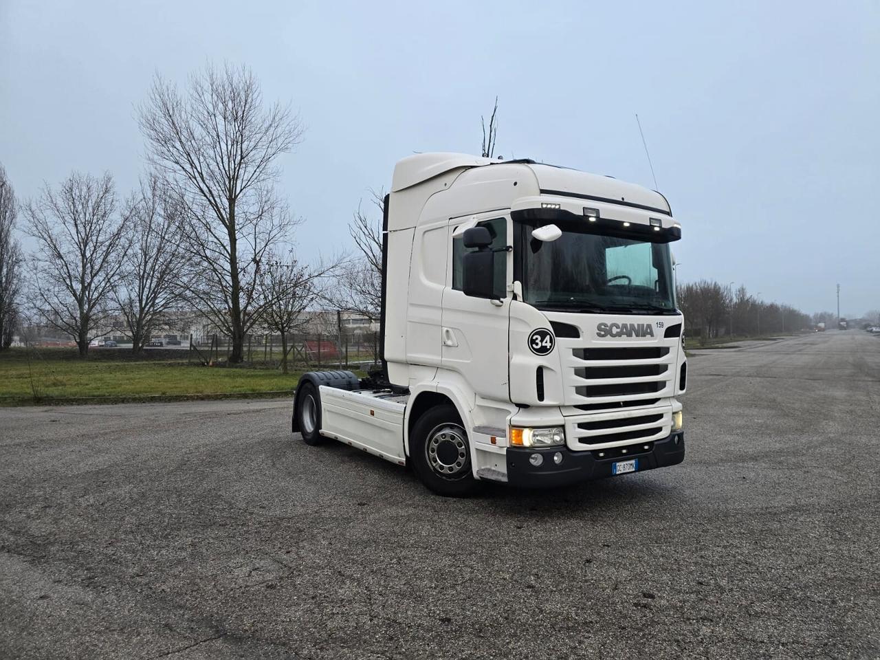 TRATTORE STRADALE SCANIA R450