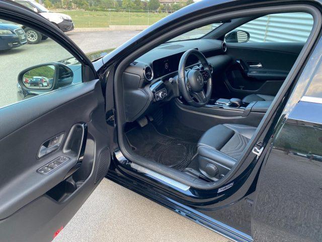 MERCEDES-BENZ A 180 d Automatica 4p. PREMIUM SPORT, SCHERMI GRANDI