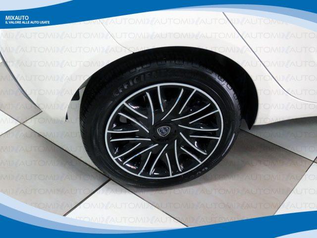 LANCIA Ypsilon Hybrid 1.0 FireFly 70cv 5 Porte Gold EU6