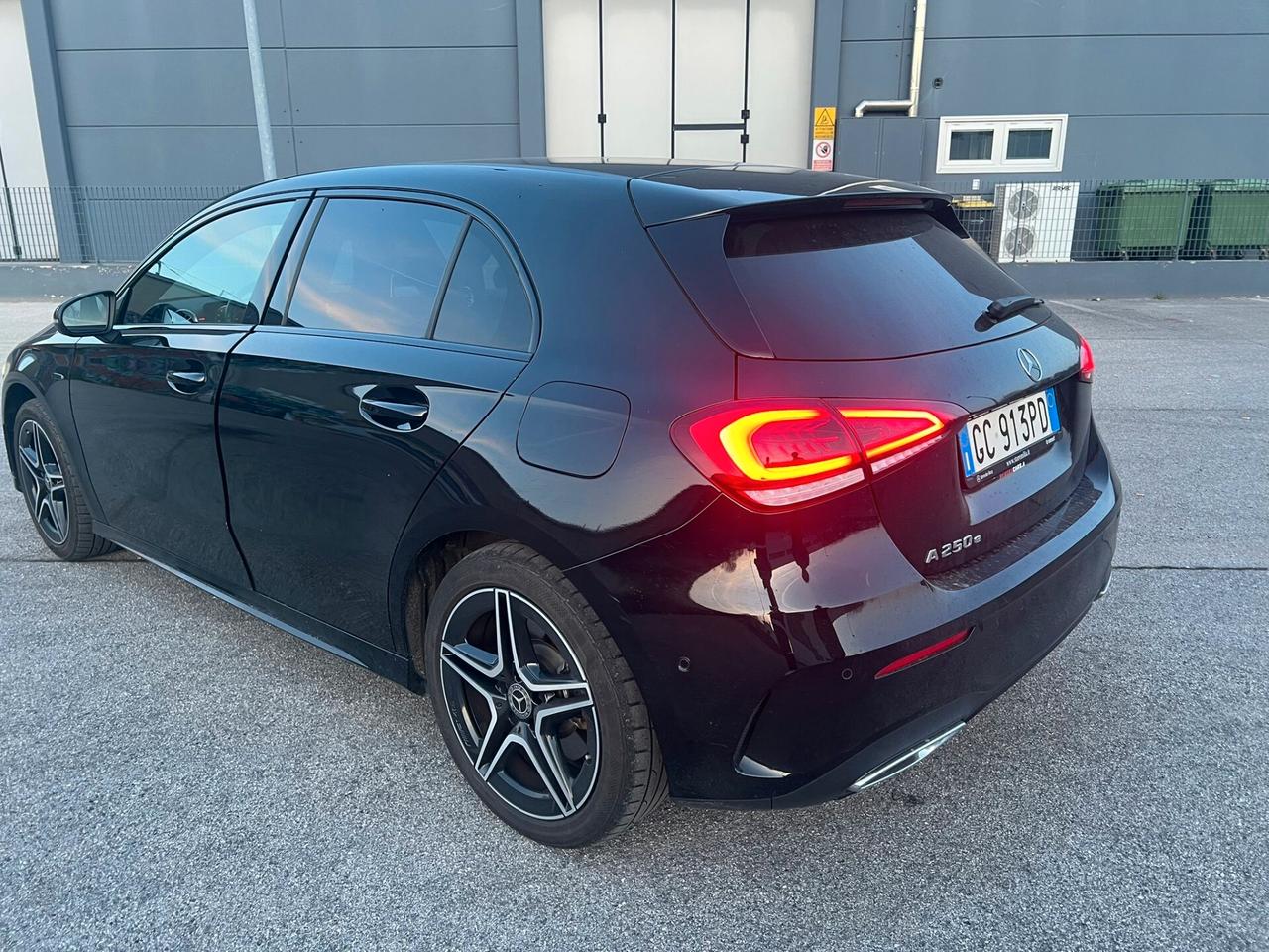 Mercedes-benz A 250 e Automatic EQ-Power Sport