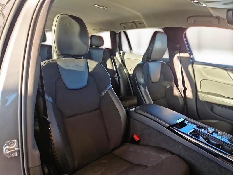 VOLVO V60 T6 plug-in AWD autom. Inscription Expression WAGON
