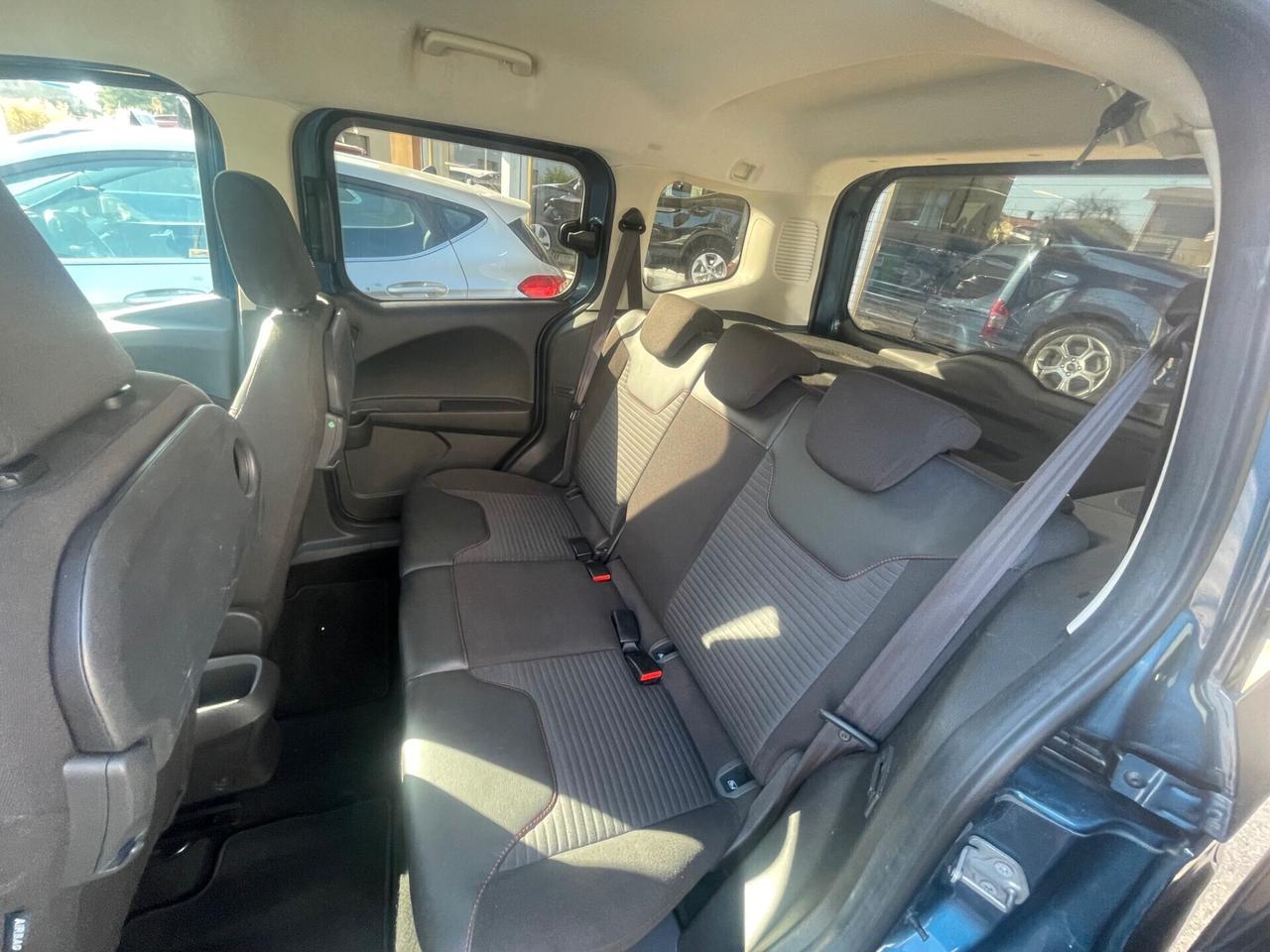 Ford Tourneo Courier 1.5 TDCI 100 CV S&S Plus