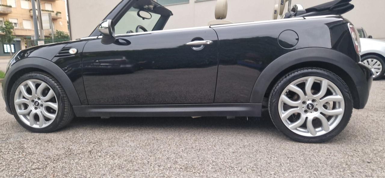 Mini Mini 1.6 16V Cooper D Cabrio