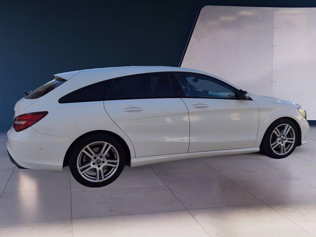 MERCEDES CLA 220 d S.W. Automatic Premium del 2017
