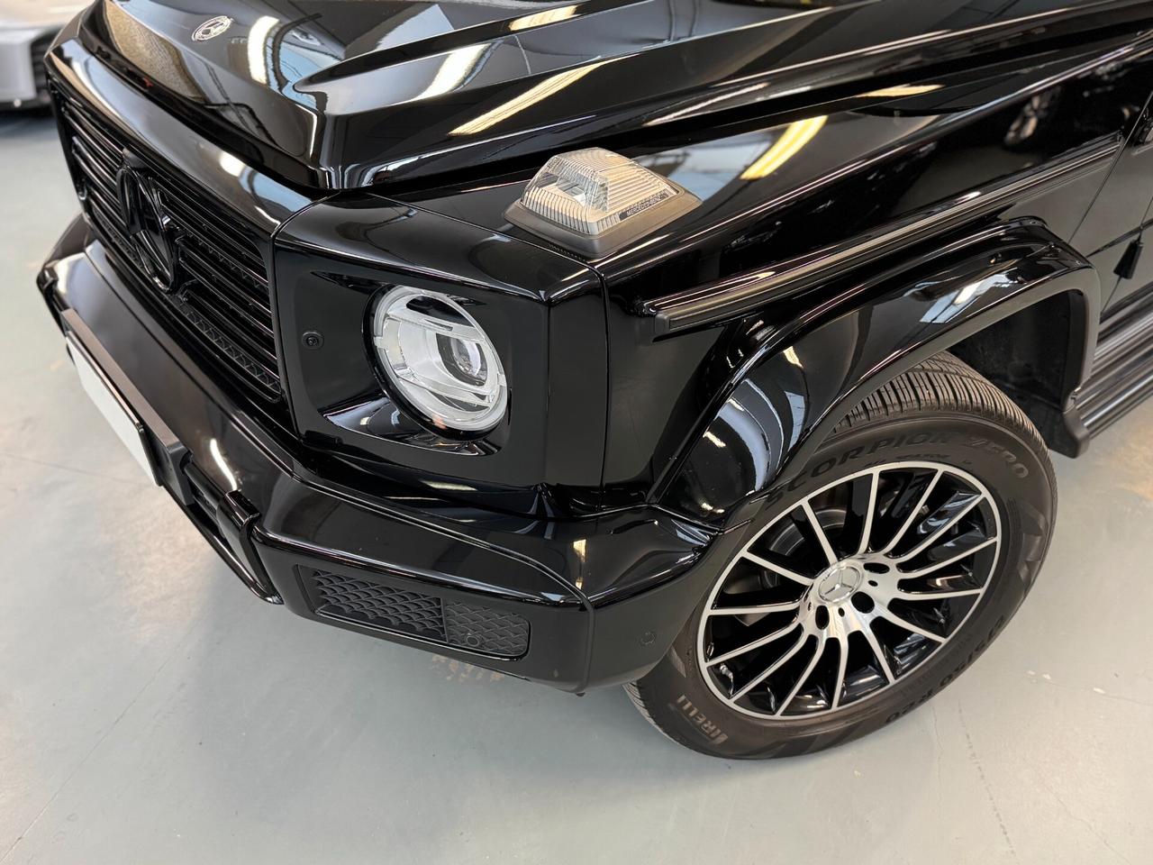 Mercedes-Benz G 350 d AMG Premium Plus 286cv FULL BLACK - GANCIO - PELLE