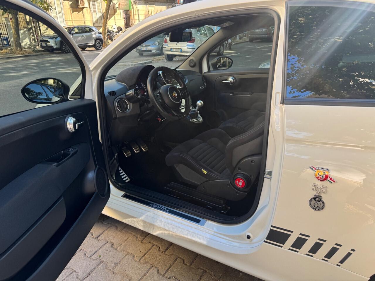 Abarth 595 1.4 Turbo T-Jet 180 CV Competizione
