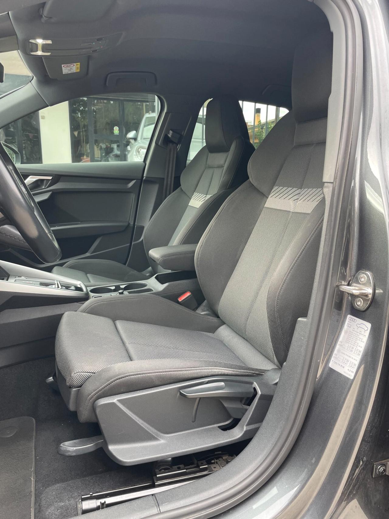 AUDI A3 SPB 2.0 TDI 116CV s-tronic S LINE EDITION