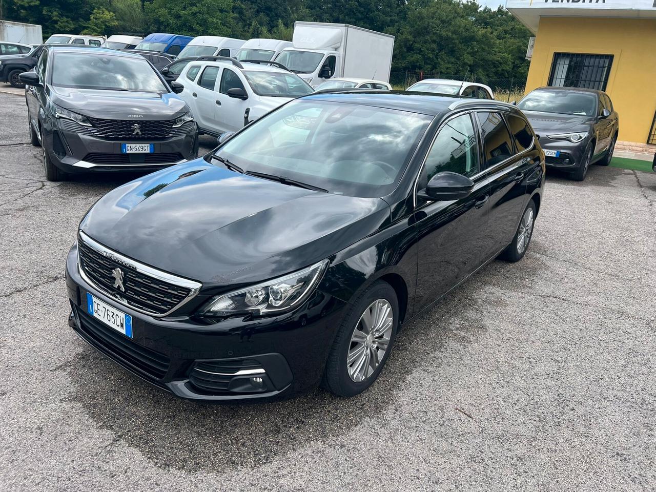 Peugeot 308 BlueHDi 130 S&S Allure