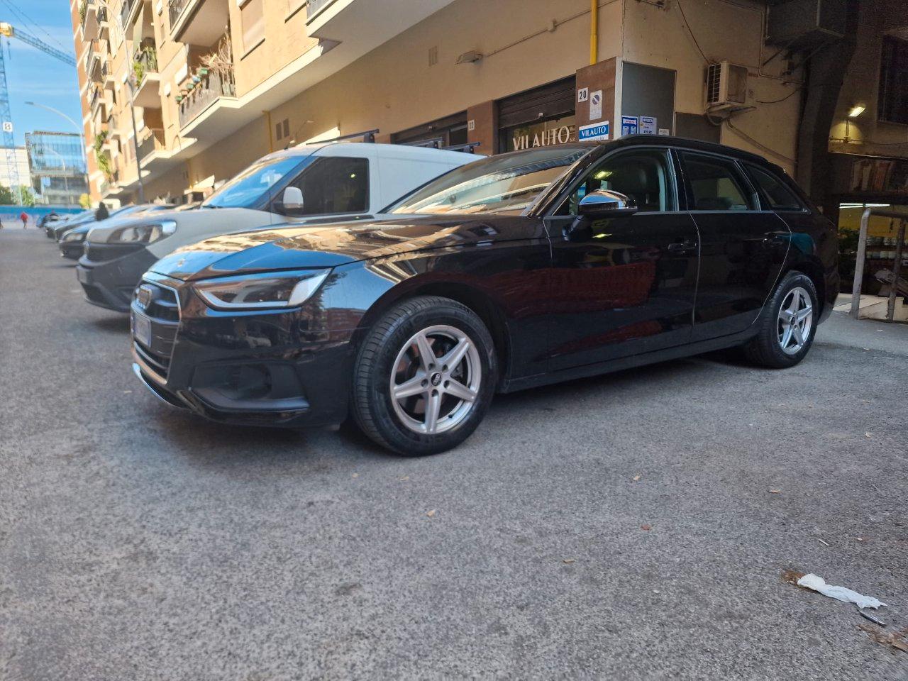 Audi A4 Avant 35 2.0 tdi mhev Business Advanced 163cv s-tronic