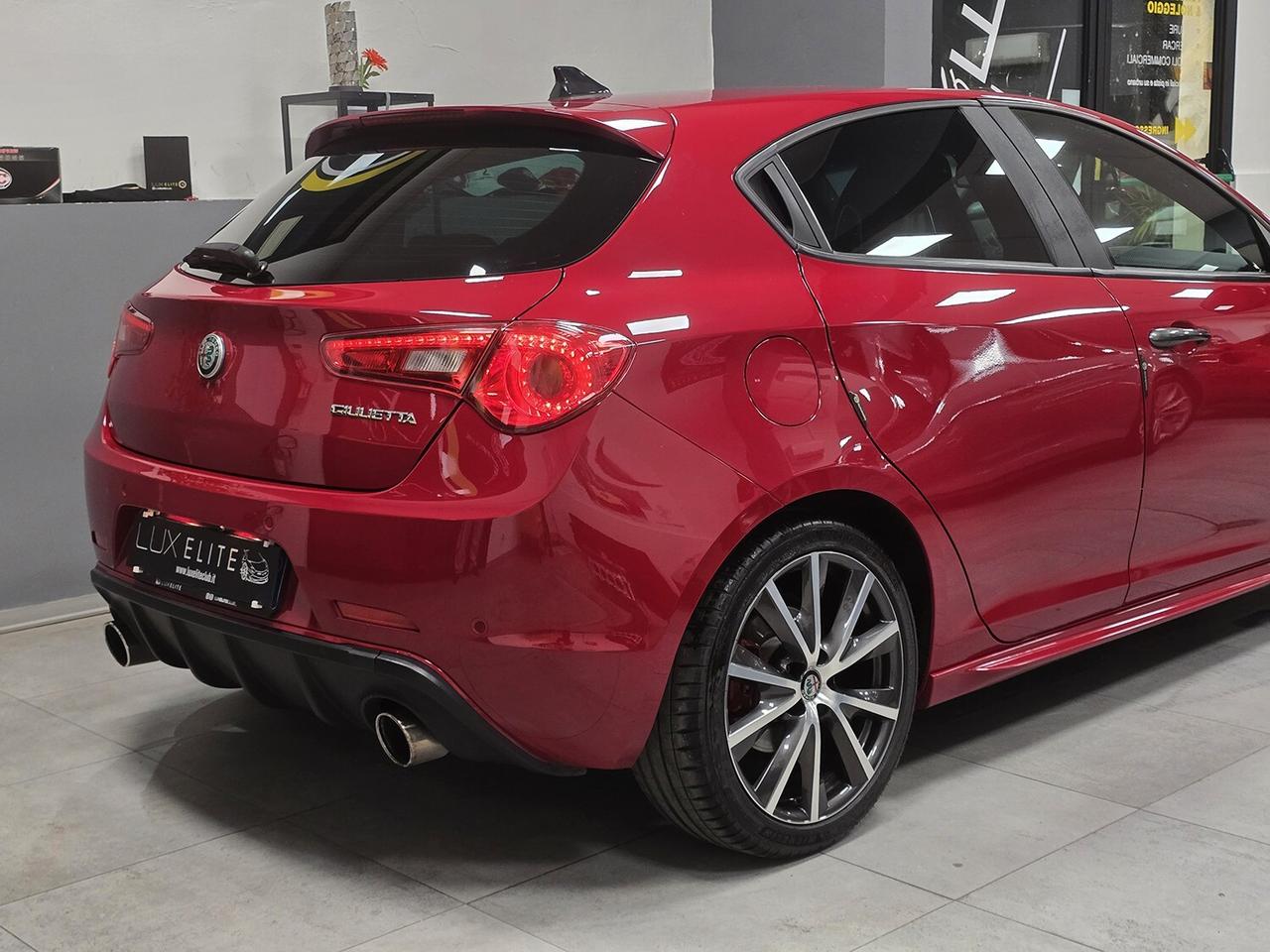 Alfa Romeo Giulietta III 1750 Turbo Veloce 240cv tct ROSSO ALFA_ SERVICE BOOK _ GARANZIA 12 MESI AUDIO BOSE