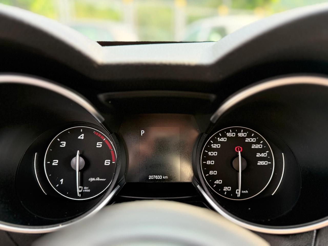 Alfa Romeo Stelvio 2.2 Turbodiesel 180 CV AT8 Q4 Business