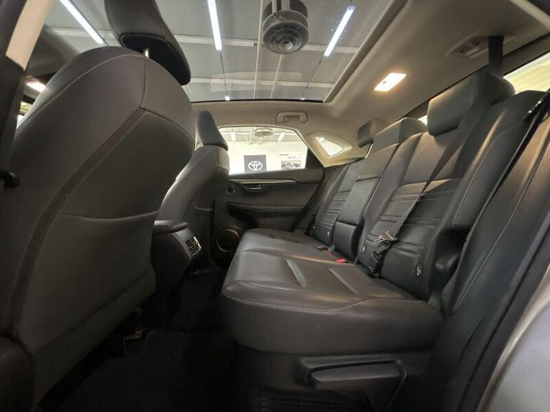 Lexus NX Hybrid 4WD Premium