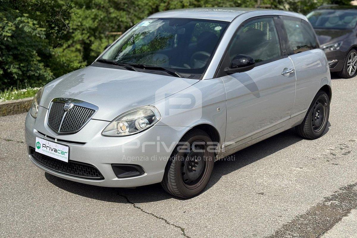 LANCIA Ypsilon 1.2 69 CV Unyca