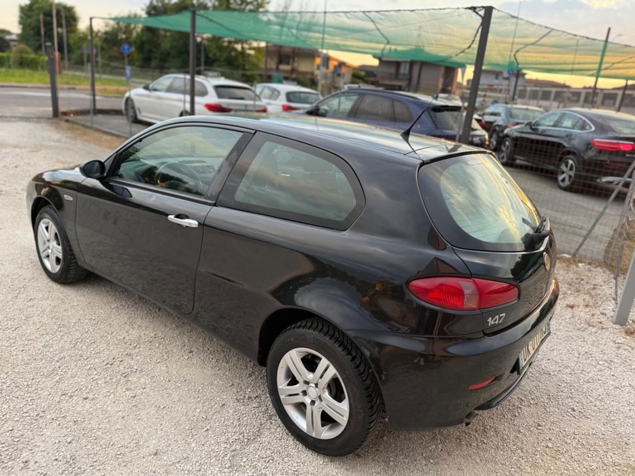Alfa Romeo 147 1.6 16V TS 3 porte Black Line Euro4