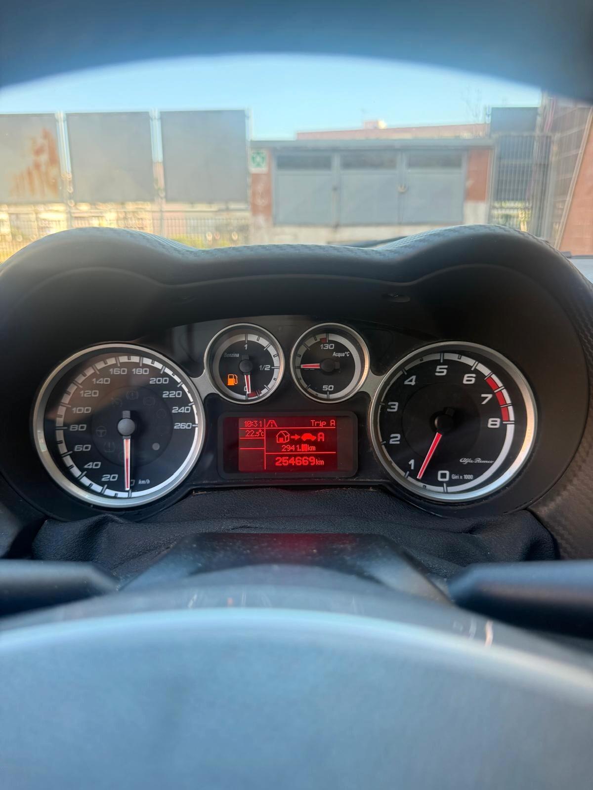 Alfa Romeo MiTo 1.4 T 120 CV GPL Distinctive Sport Pack