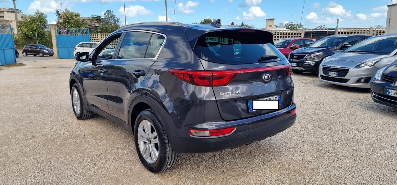 Kia Sportage 1.6 GDI 2WD Cool 12/2017