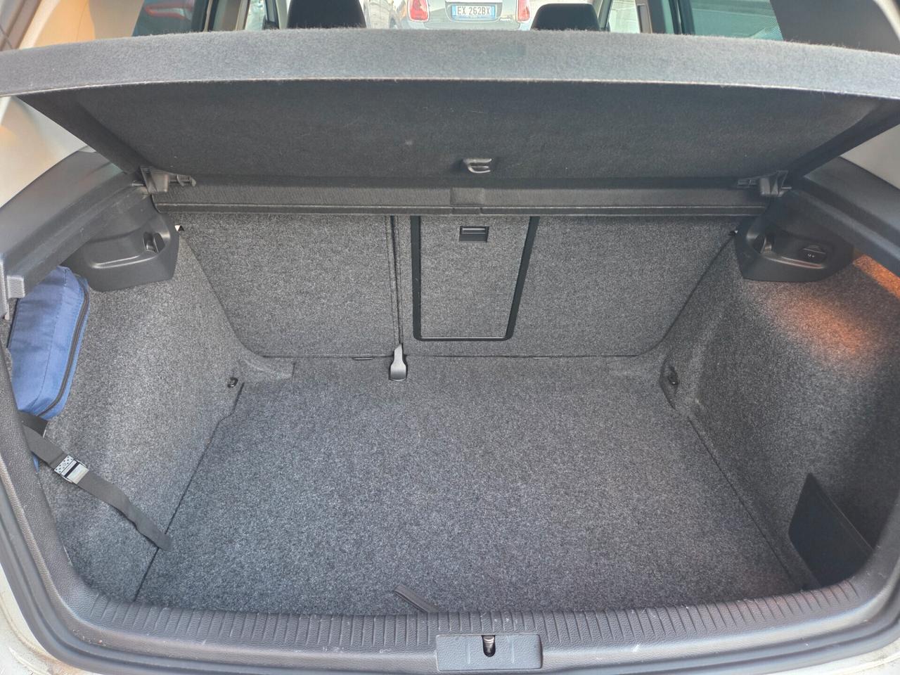 Volkswagen Golf Highline Neopatentati - 2011