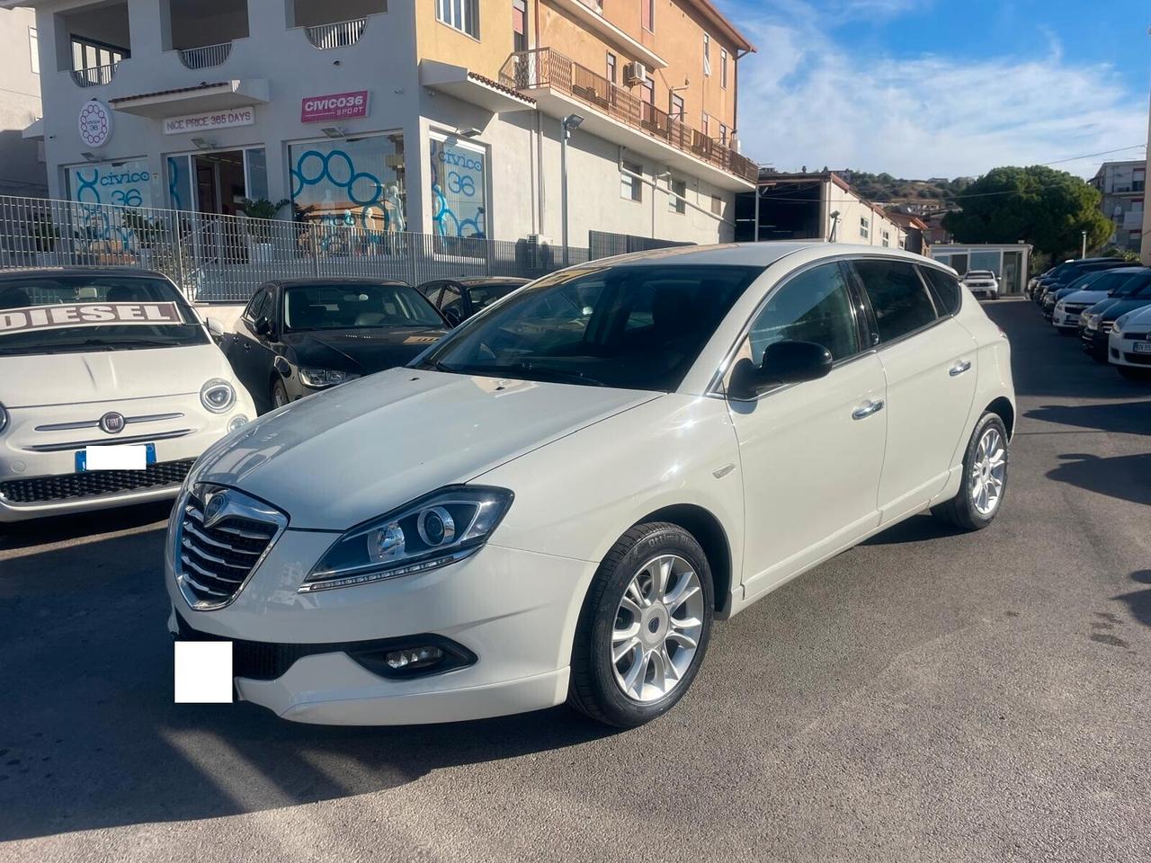 Lancia Delta 1.6 MJT 120CV Gold- 2015