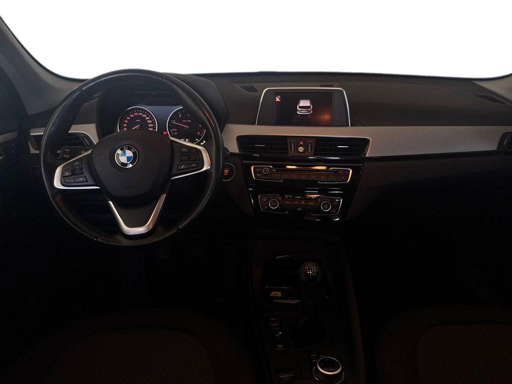 BMW X1 18 d Advantage xDrive