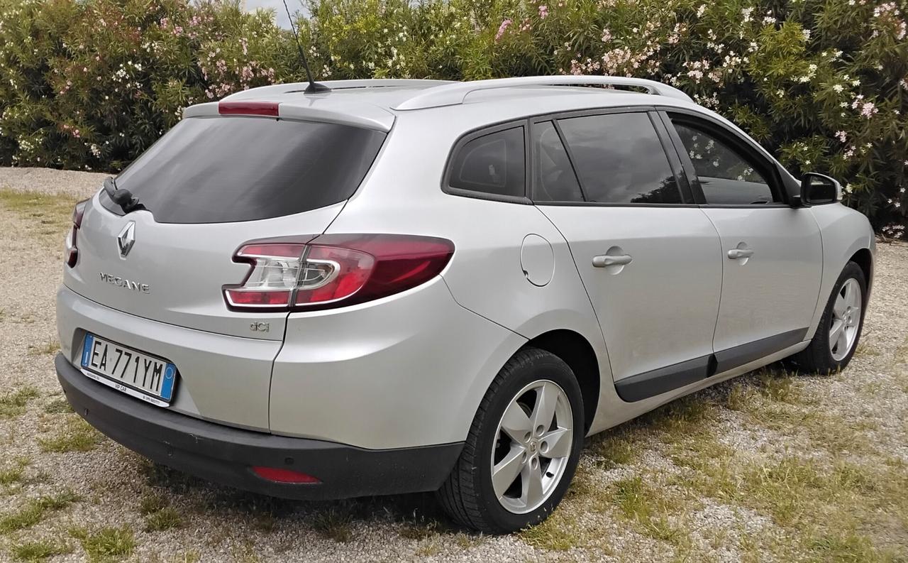 Renault Megane Mégane 1.5 dCi 110CV SporTour Confort