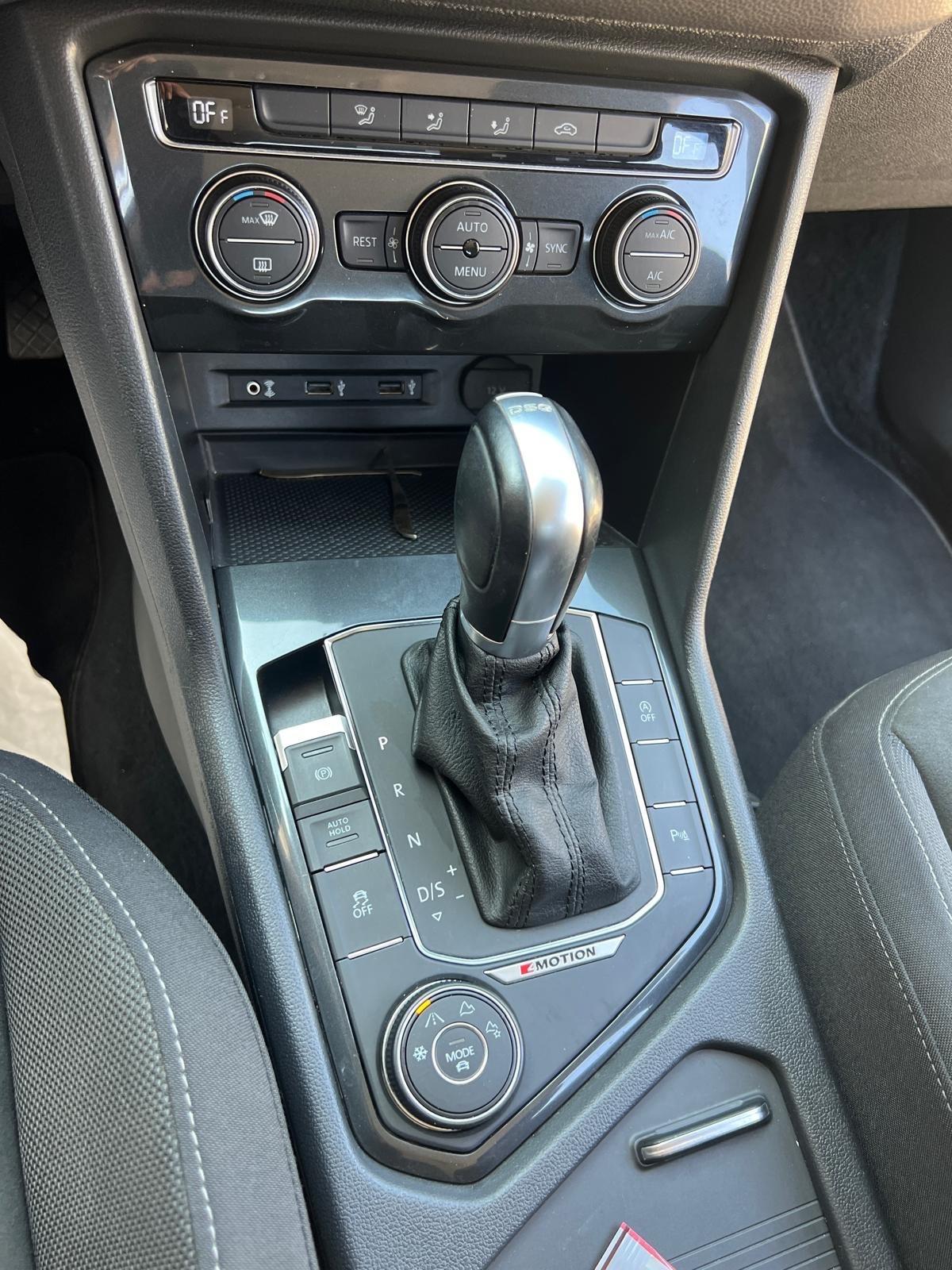 Volkswagen Tiguan 2.0 TDI SCR DSG 4MOTION Business BMT