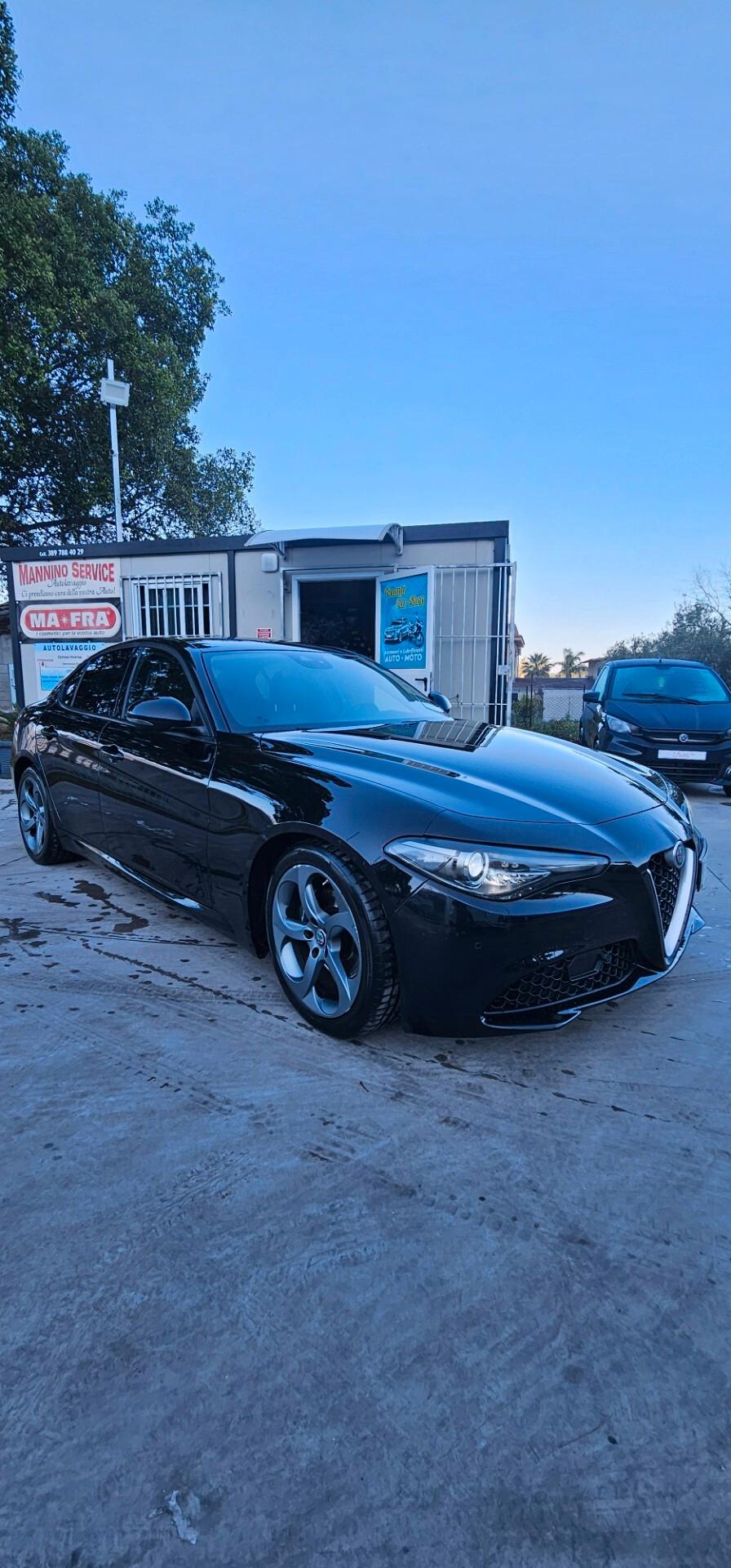 Alfa Romeo Giulia 2.2 Turbodiesel 180 CV Business Sport