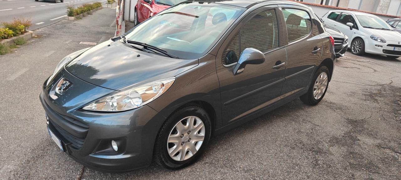 Peugeot 207 1.4 8V 75CV 5p. X Line ECO GPL