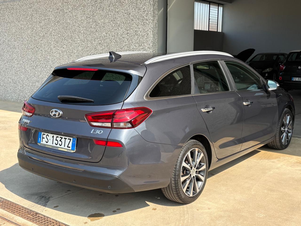 Hyundai i30 Wagon 1.6 CRDi 110CV EURO 6B