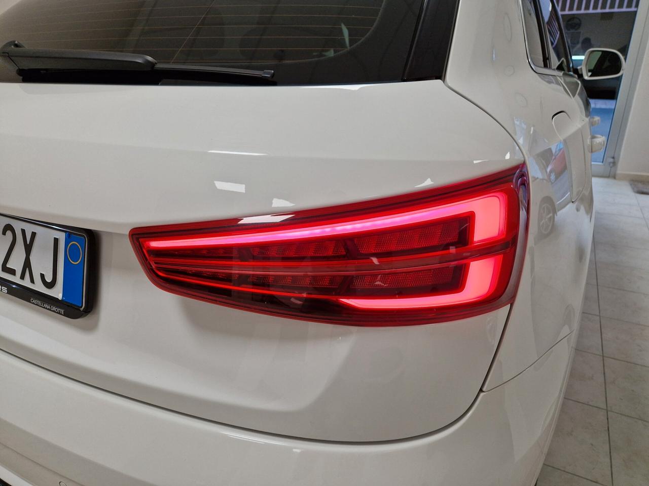 Audi Q3 2.0 TDI 120 CV S tronic S LINE