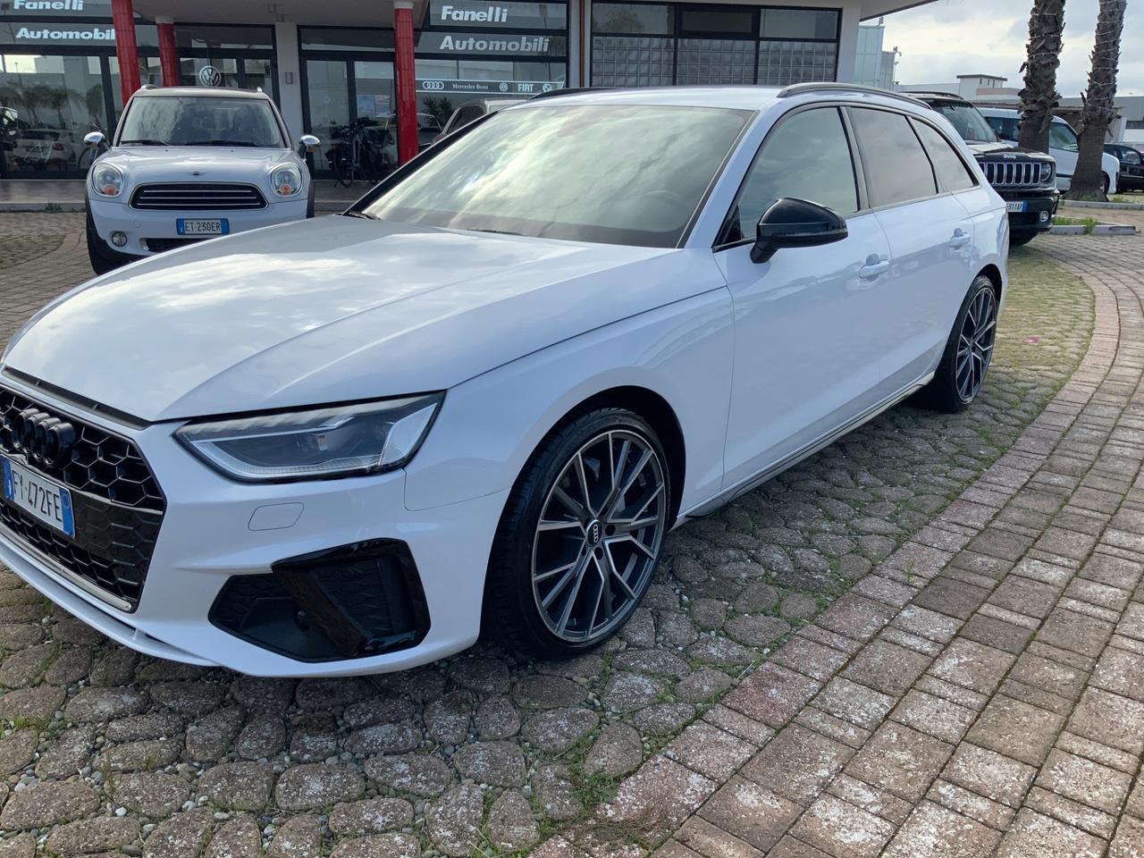 Audi A4 Avant 40 TDI quattro S tronic line edition